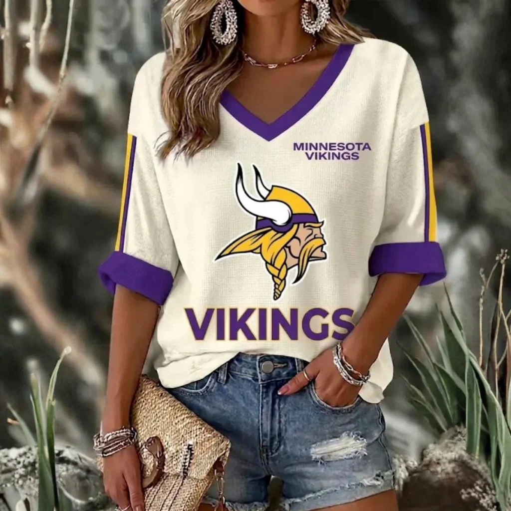 Limited Edition – Customized NFL Minnesota Vikings Women’s Heart V-Neck Long Sleeve Shirt