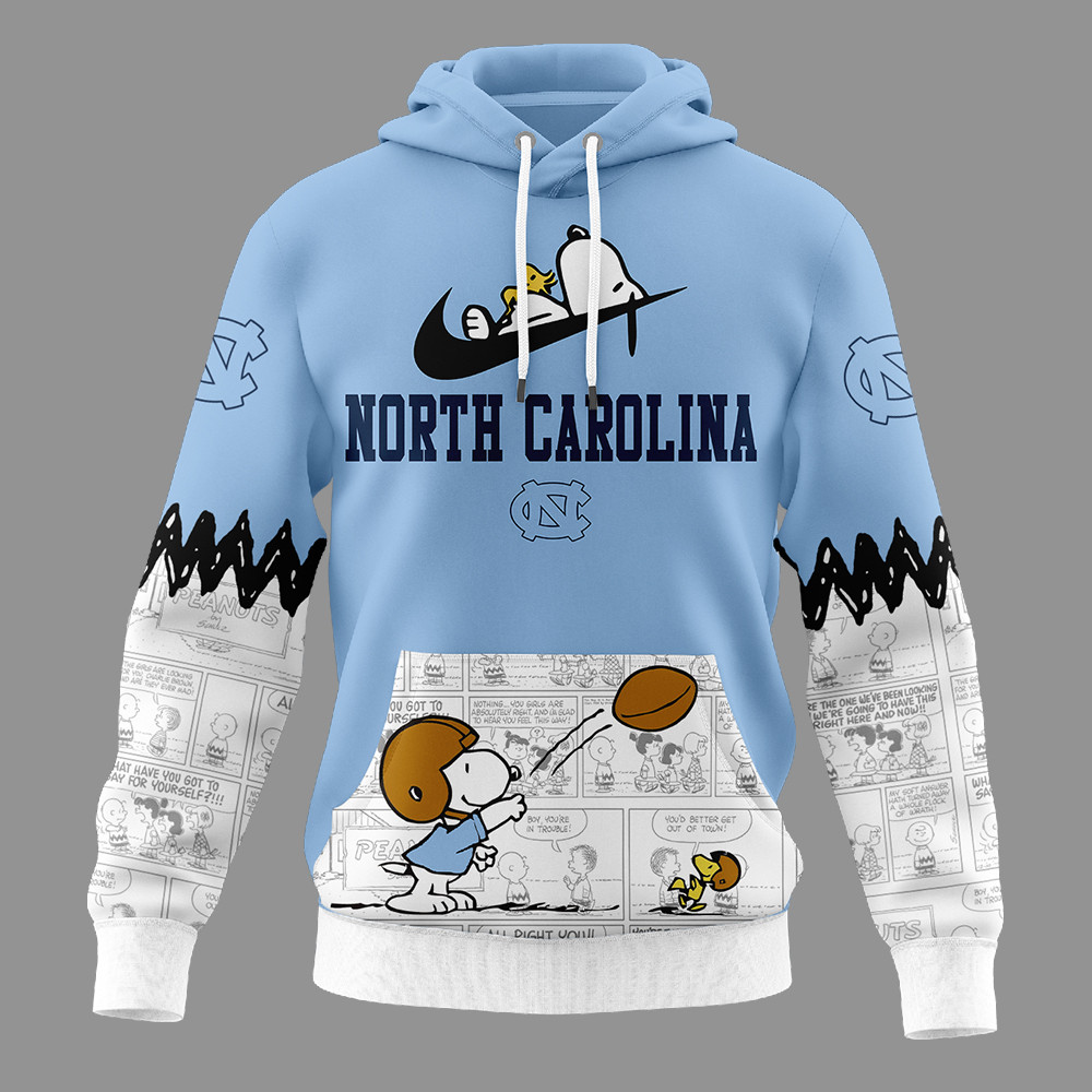 North Carolina Tar Heels | Premium NCAA Snoopy Peanuts Comic Hoodie TTH2105292 - Image 3