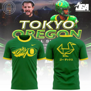 Oregon Ducks Tokyo Football Fan Green T-Shirt