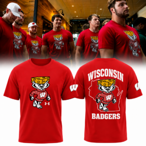 Wisconsin Badgers Cheesehead Mascot Fan T-Shirt College Football Game Day Crewneck