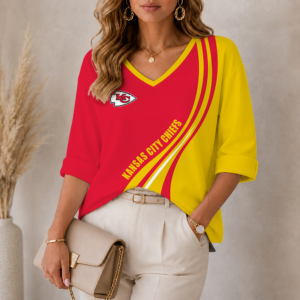 Limited Edition – Customized NFL Kansas City Chiefs Women’s Heart V-Neck Long Sleeve Shirt TTH210790
