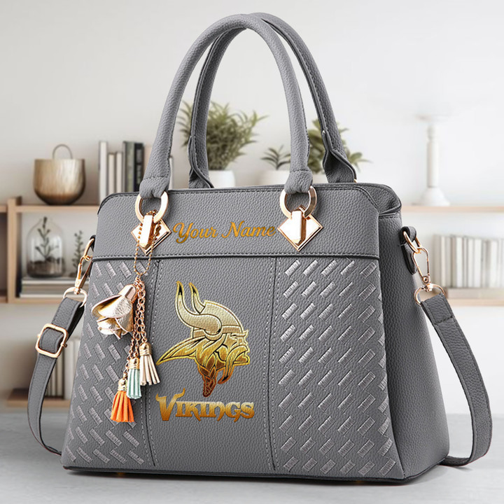 Limited Edition – Customized NFL Minnesota Vikings Luxury Handbag In Multiple Colors - Image 4