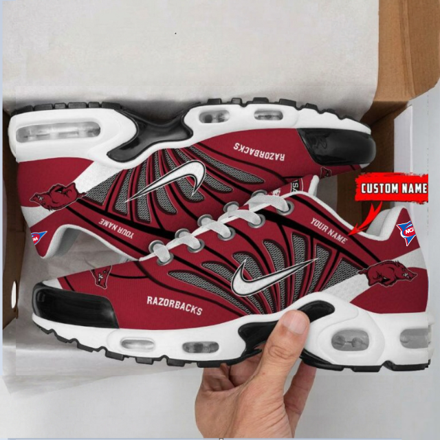 Limited Edition – Customized NCAA Arkansas Razorbacks Unisex Air Max Plus Sneakers