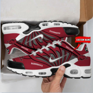Limited Edition – Customized NCAA Arkansas Razorbacks Unisex Air Max Plus Sneakers