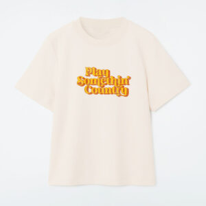 Vintage Play Something Country Music Saying Funny Retro 70’S T-Shirt